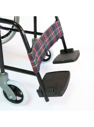 Инвалидная коляска стальная FS 809 B